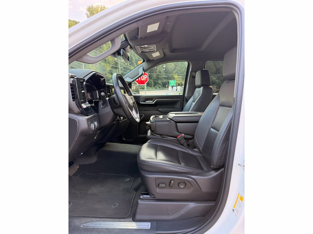 Used 2025 GMC Sierra 1500 SLT AWD/4WD image 15