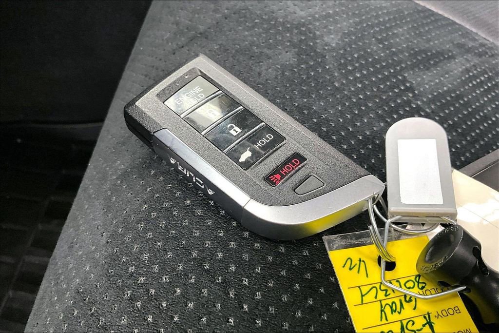 Used 2023 Acura MDX A-Spec image 11