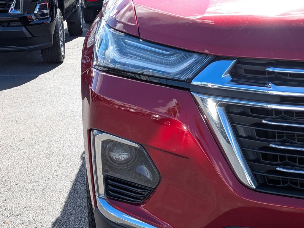 Used 2023 Chevrolet Traverse LT image 10