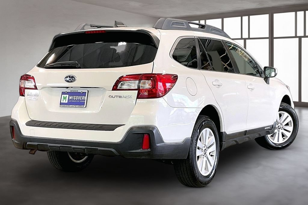 Used 2018 Subaru Outback 2.5i Premium AWD/4WD image 7