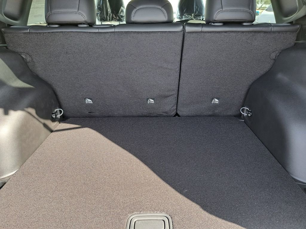 New 2026 Jeep Compass Latitude image 27