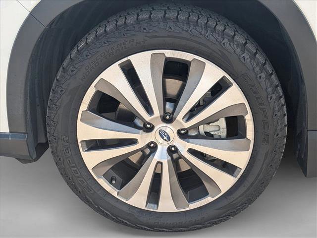 Used 2019 Subaru Ascent Touring w/ Popular Package #2A image 10