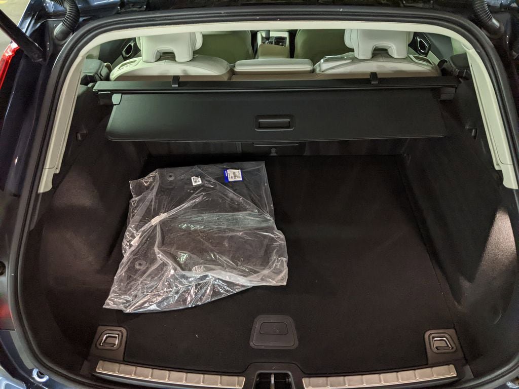 Certified 2023 Volvo XC60 B5 Plus w/ Climate Package AWD/4WD image 26
