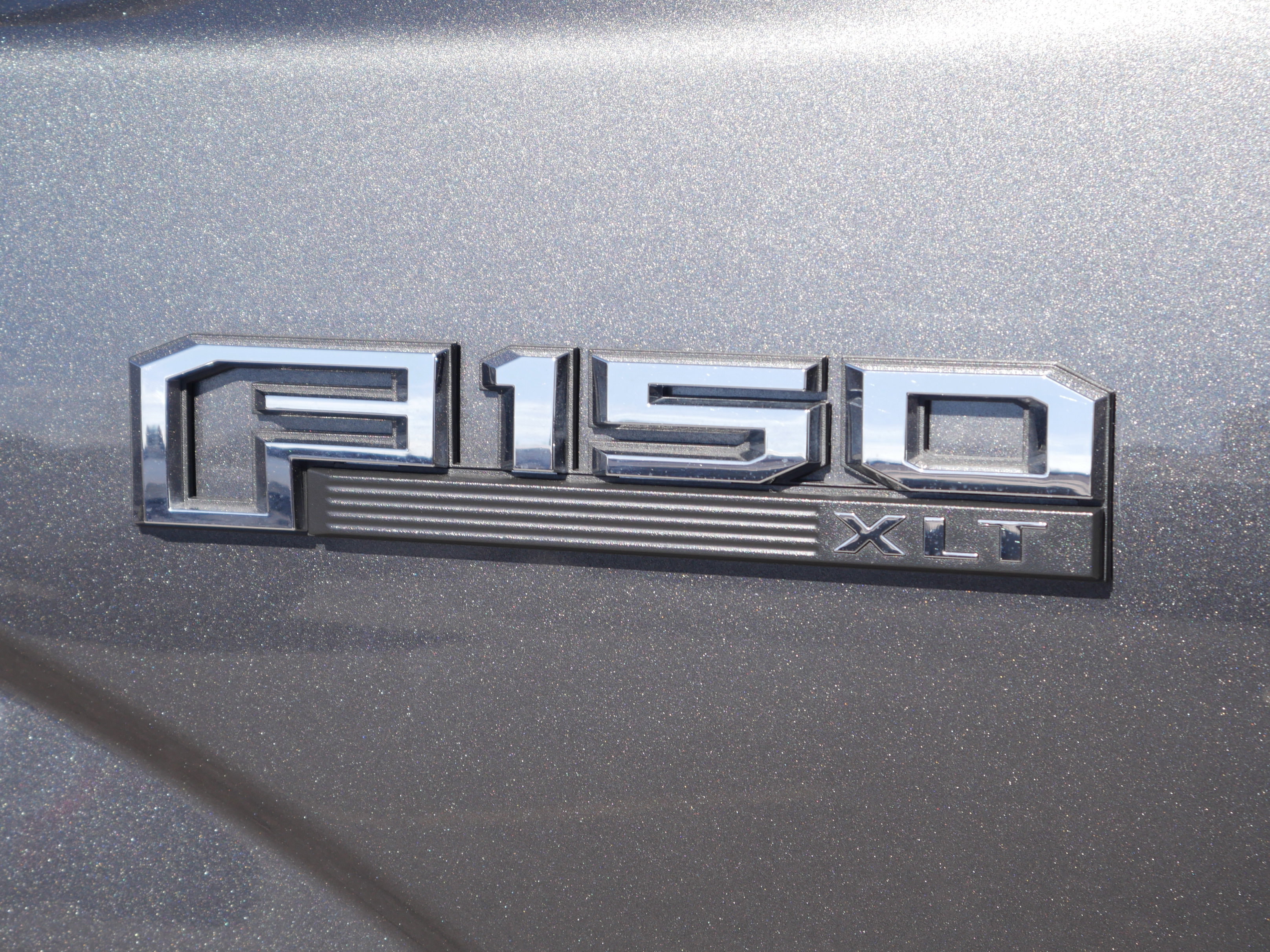 Used 2019 Ford F150 XLT w/ Equipment Group 302A Luxury image 15