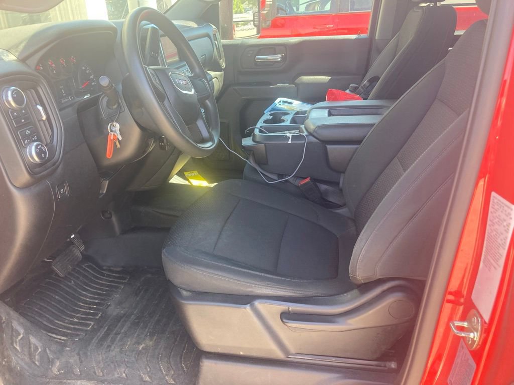 Used 2022 GMC Sierra 2500 Pro w/ Convenience Package AWD/4WD image 10