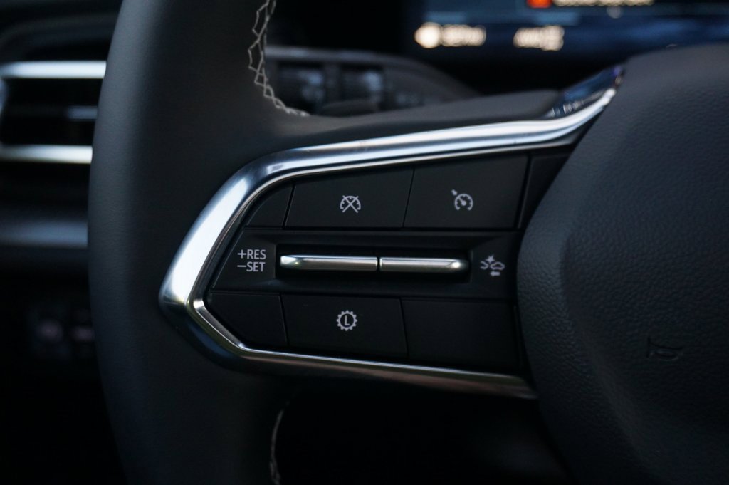 New 2026 Chevrolet Traverse LT w/ Sun and Wheel Package image 21