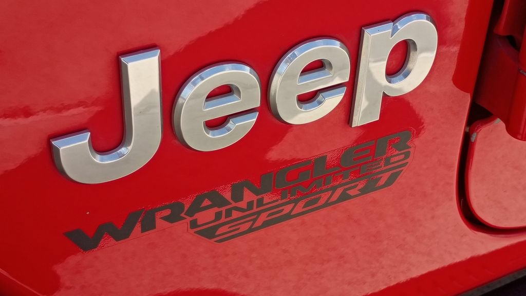 Used 2018 Jeep Wrangler Unlimited Sport AWD/4WD image 12