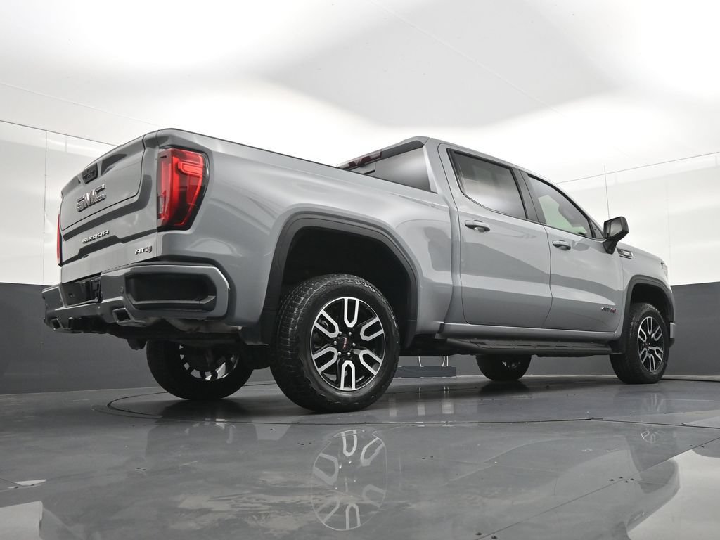 Used 2025 GMC Sierra 1500 AT4 w/ AT4 Premium Package AWD/4WD image 27