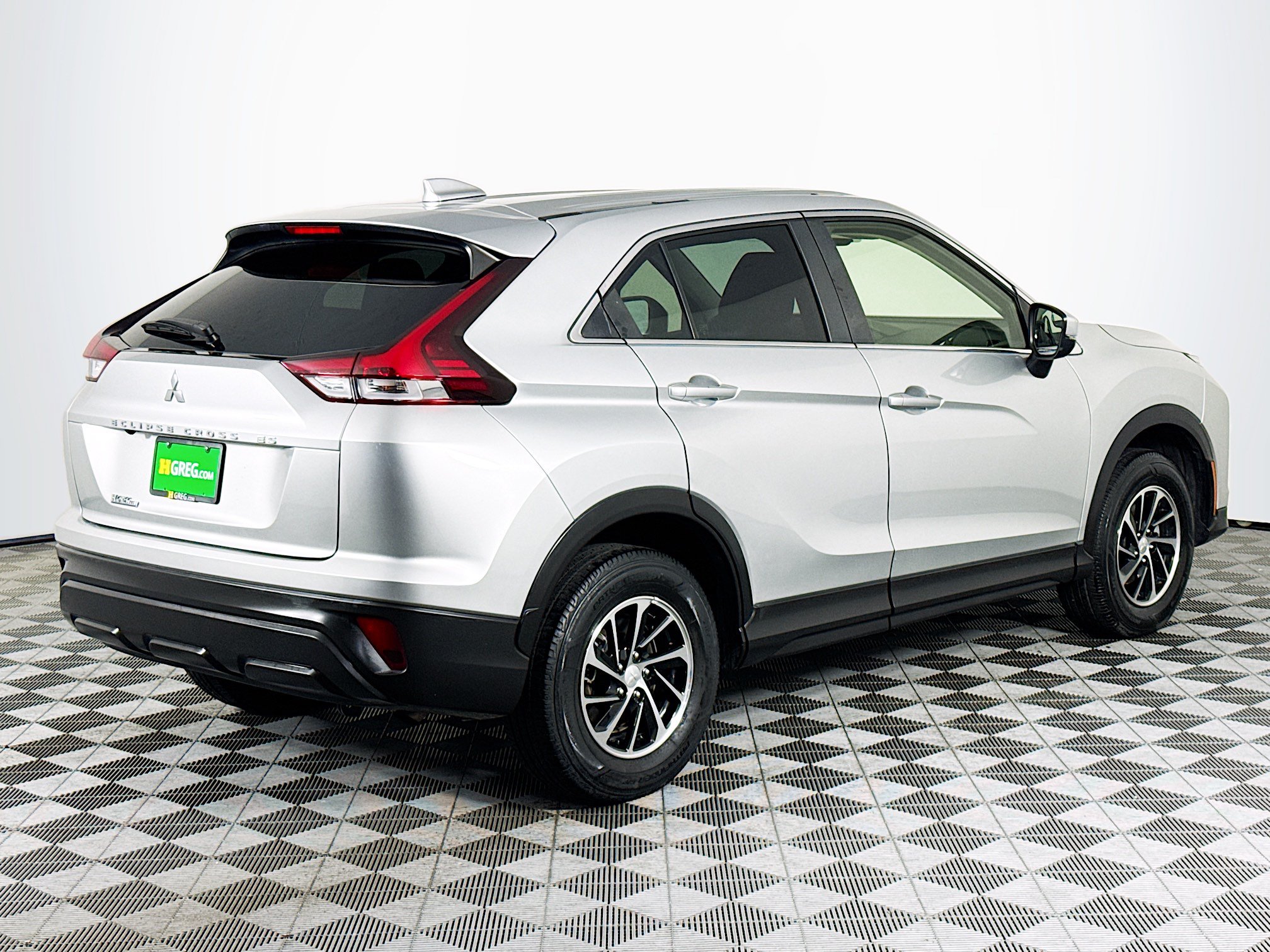Used 2022 Mitsubishi Eclipse Cross ES AWD/4WD image 8