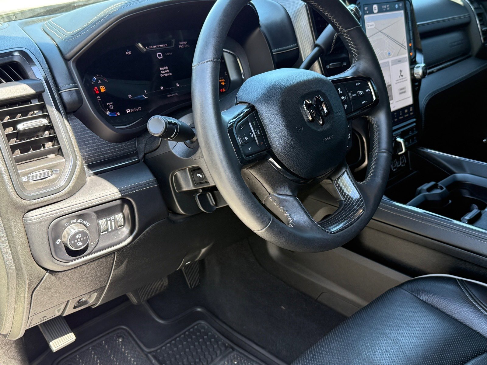 Used 2024 RAM 2500 Limited AWD/4WD image 14