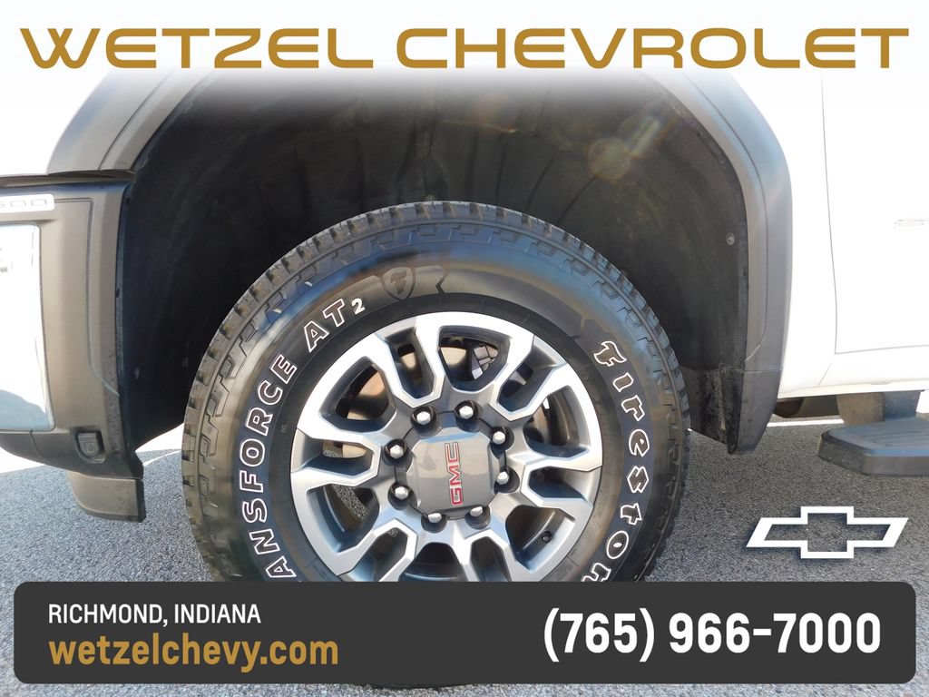 Used 2025 GMC Sierra 2500 SLT AWD/4WD image 17