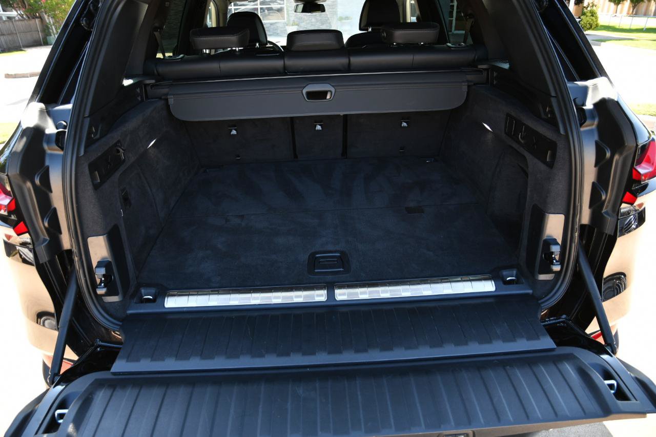 Used 2025 BMW X5 xDrive50e AWD/4WD image 7