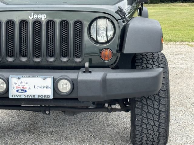 Used 2010 Jeep Wrangler Unlimited Rubicon w/ Trailer Tow Group AWD/4WD image 8