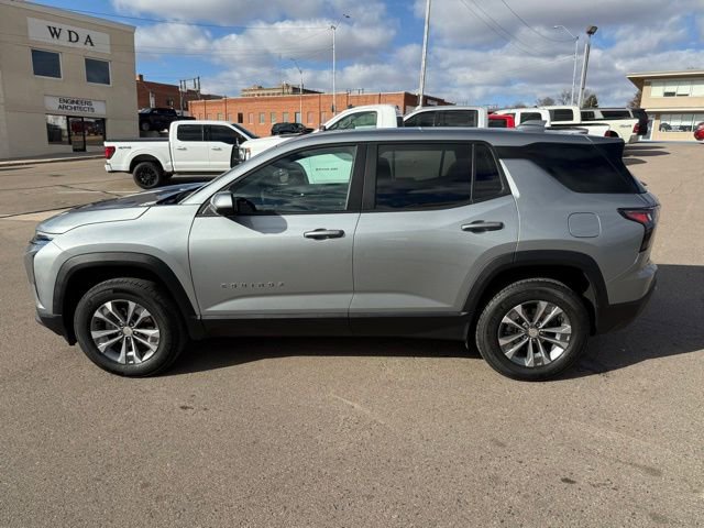 Used 2025 Chevrolet Equinox LT w/ Safety and Technology Package image 6