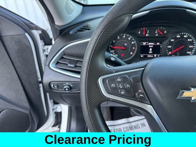 Used 2023 Chevrolet Malibu LT image 17