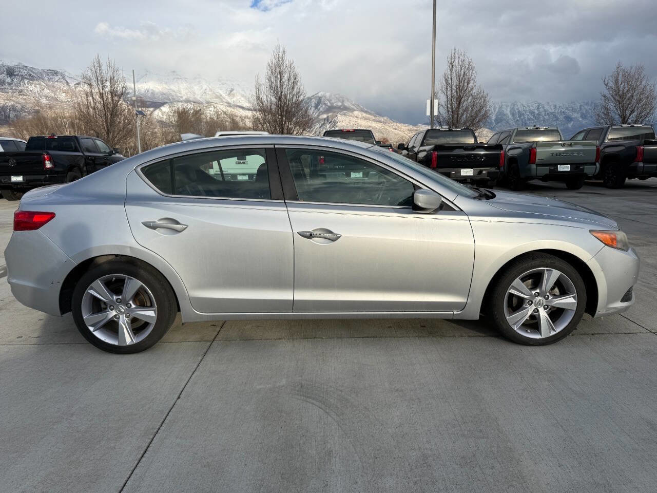 Used 2014 Acura ILX image 2