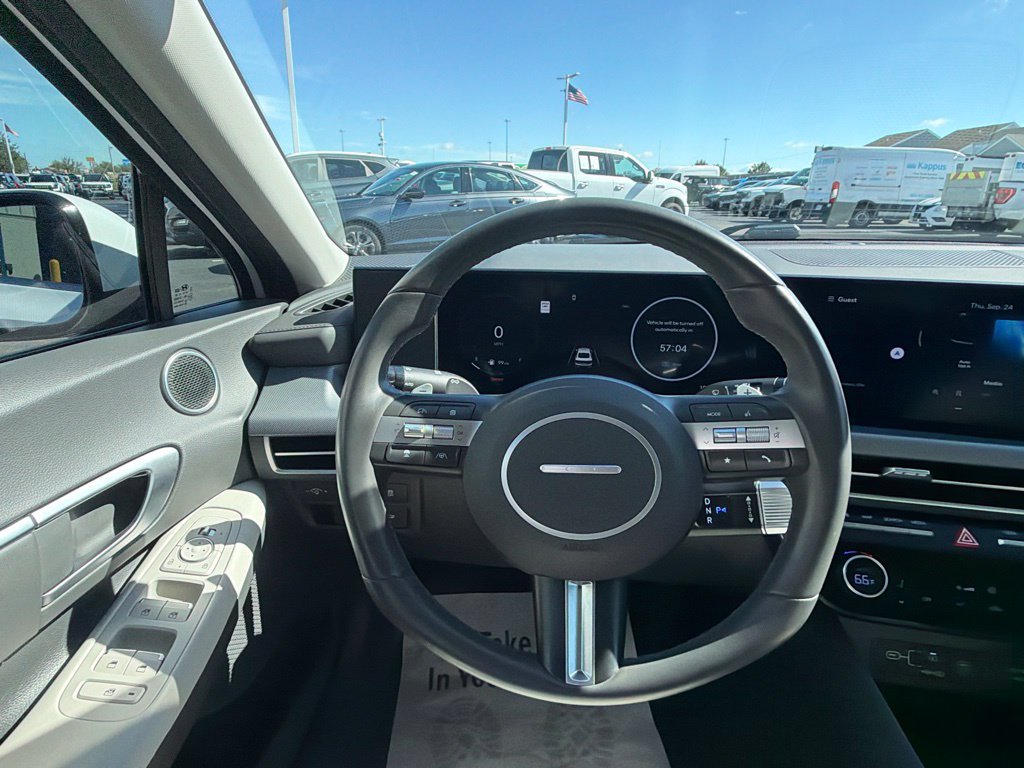 Used 2024 Hyundai Sonata SEL w/ Convenience Package FWD image 22