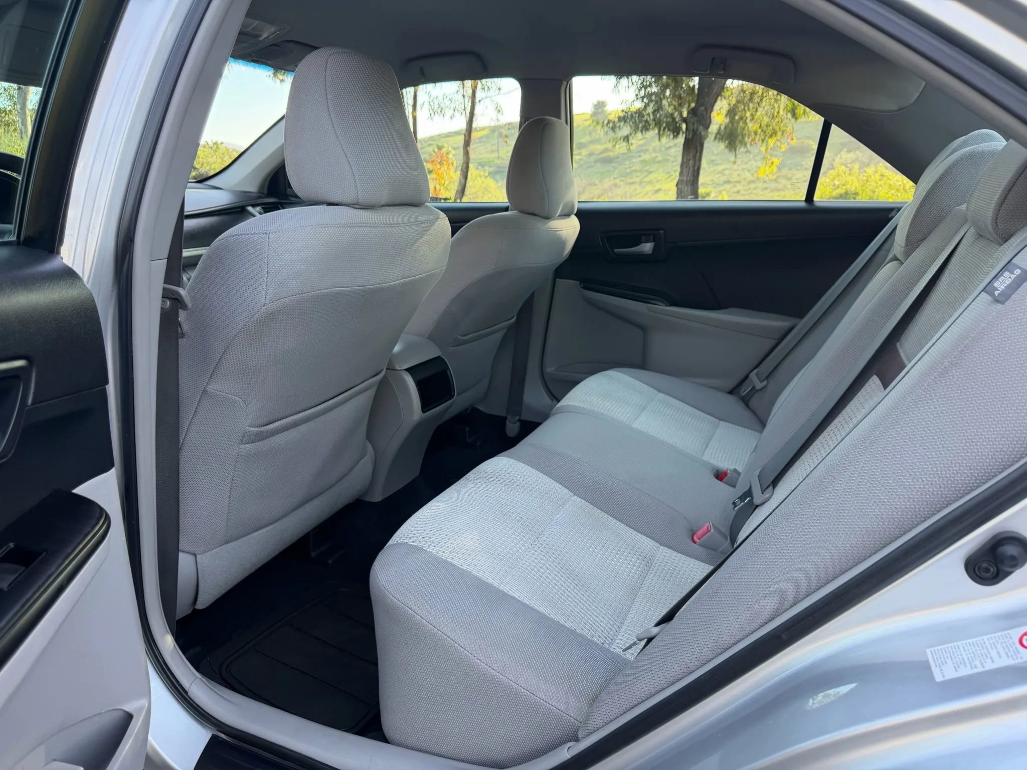 Used 2013 Toyota Camry LE image 14