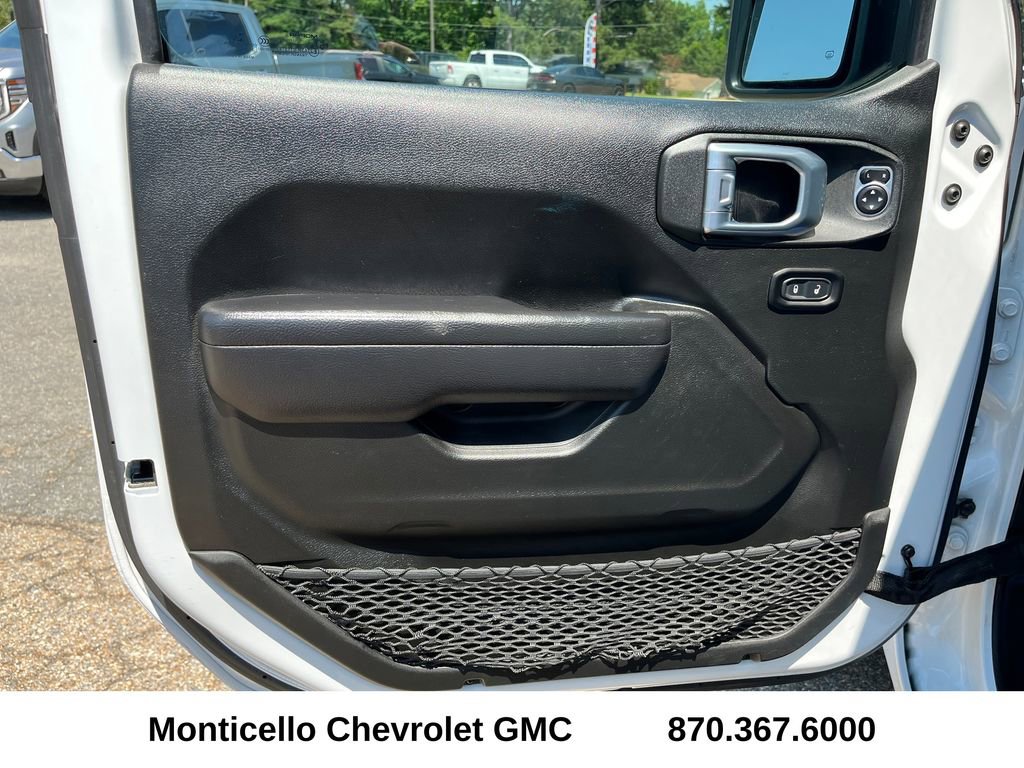 Used 2022 Jeep Wrangler Unlimited Sport AWD/4WD image 10