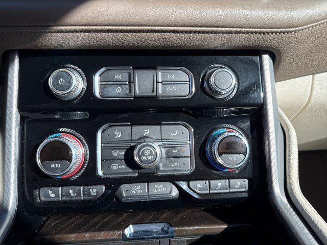 Used 2021 GMC Yukon Denali w/ Denali Ultimate Package image 31