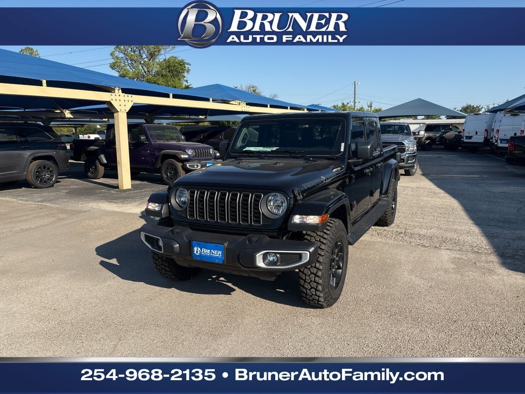 New 2025 Jeep Gladiator Sport