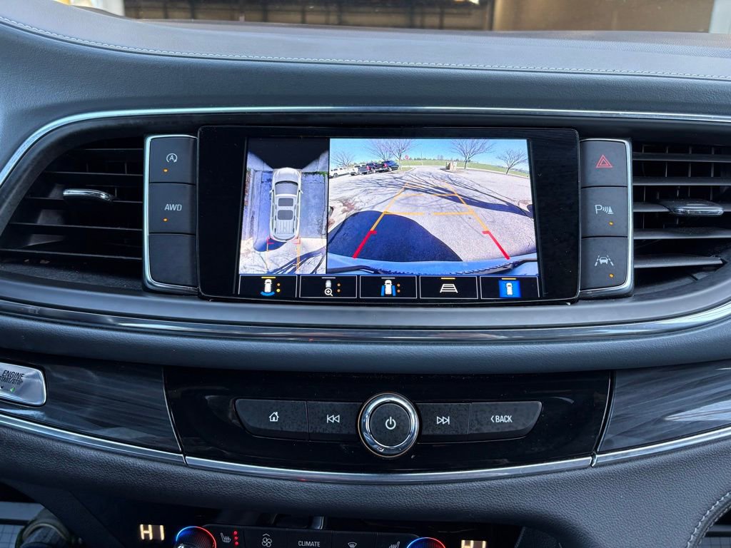 Used 2024 Buick Enclave Premium image 43