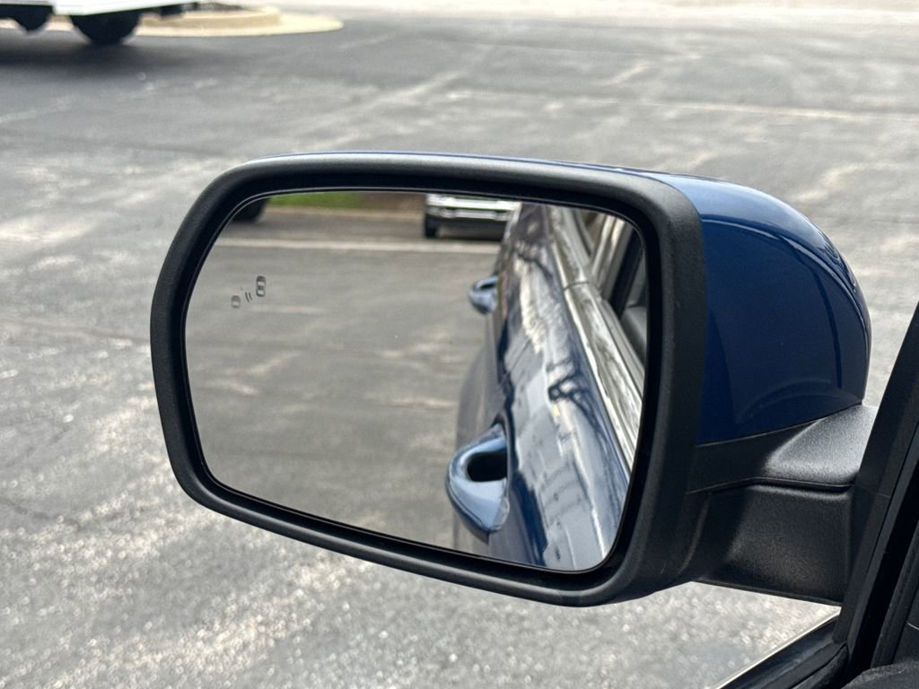 Used 2024 Ford Edge SEL w/ Convenience Package image 31