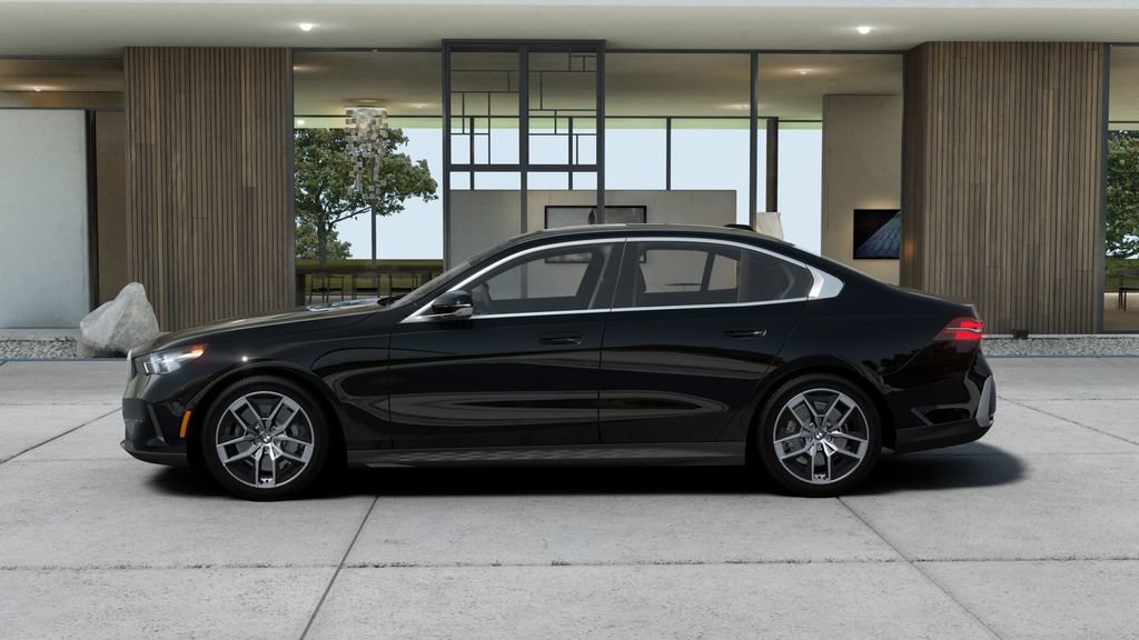 Used 2026 BMW 530i w/ Premium Package RWD image 4
