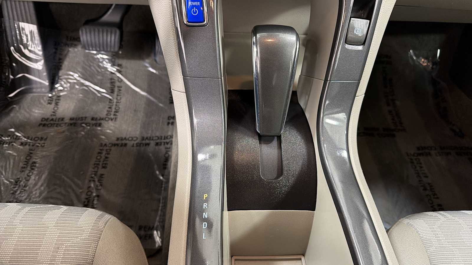 Used 2014 Chevrolet Volt w/ Enhanced Safety Package 1 FWD image 21