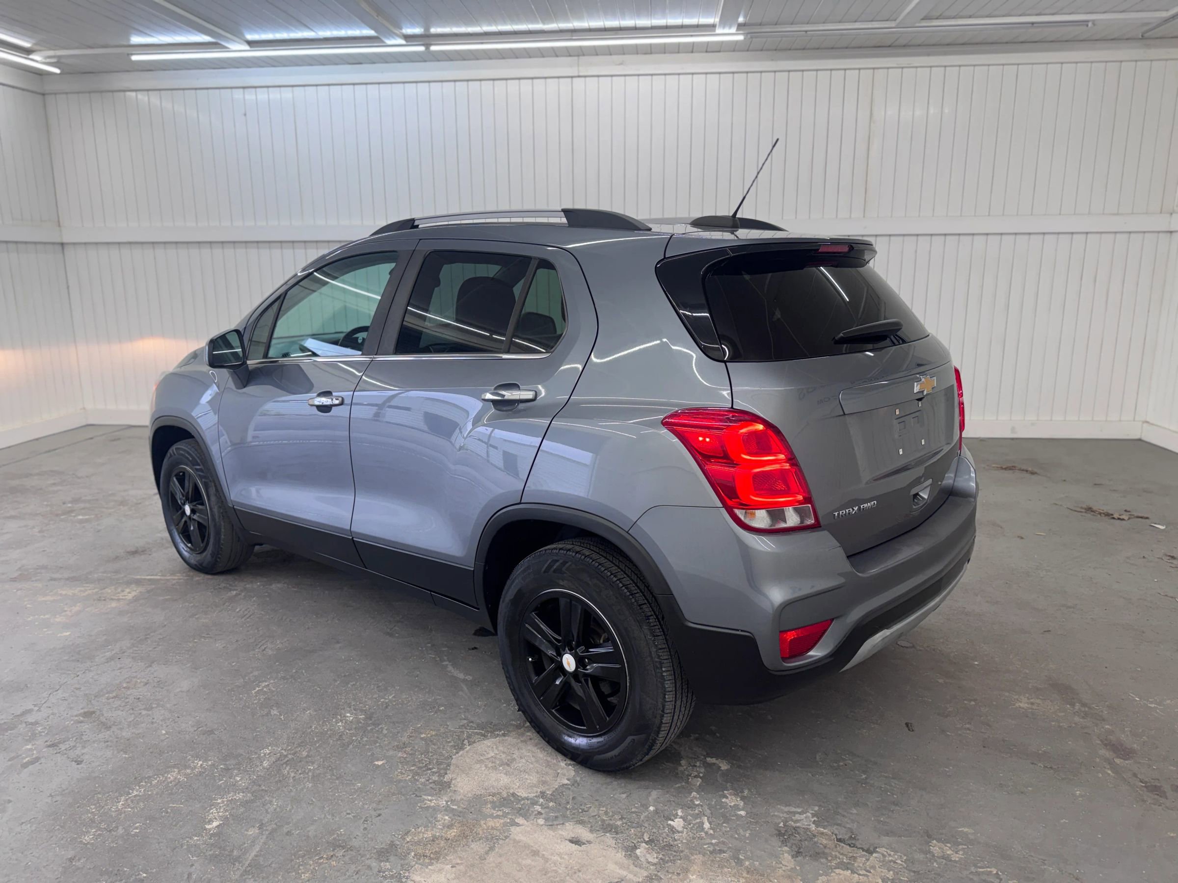 Used 2019 Chevrolet Trax LT w/ LT Convenience Package AWD/4WD image 7