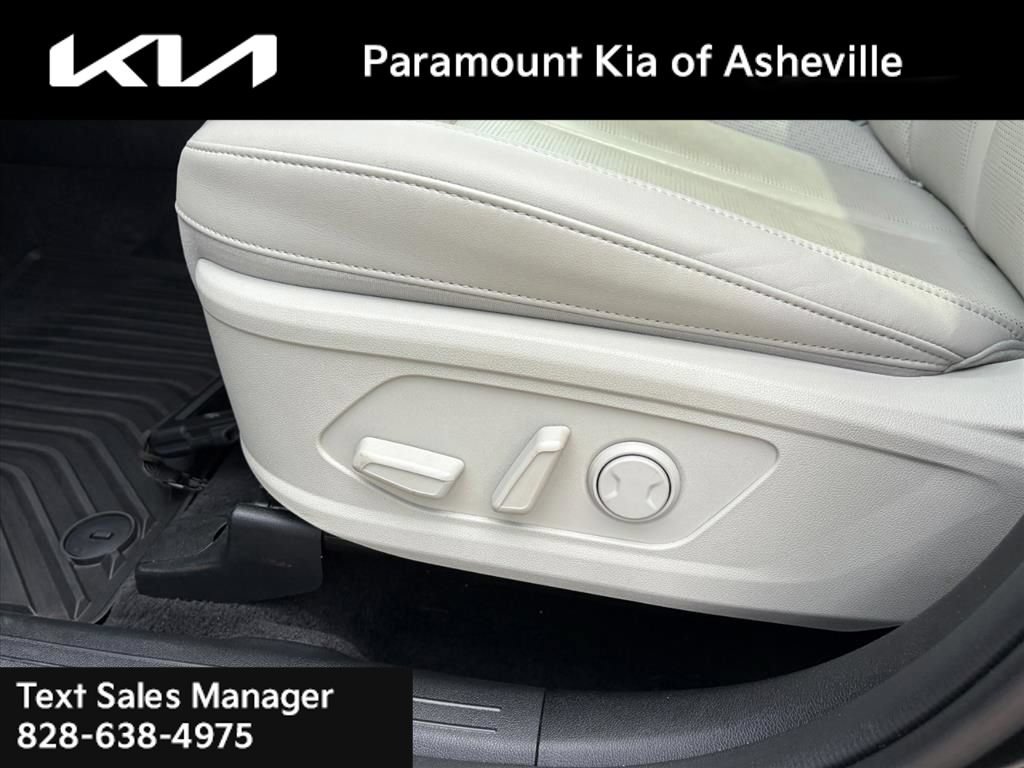 Used 2025 Kia Sorento EX w/ Panoramic Sunroof Package AWD/4WD image 19