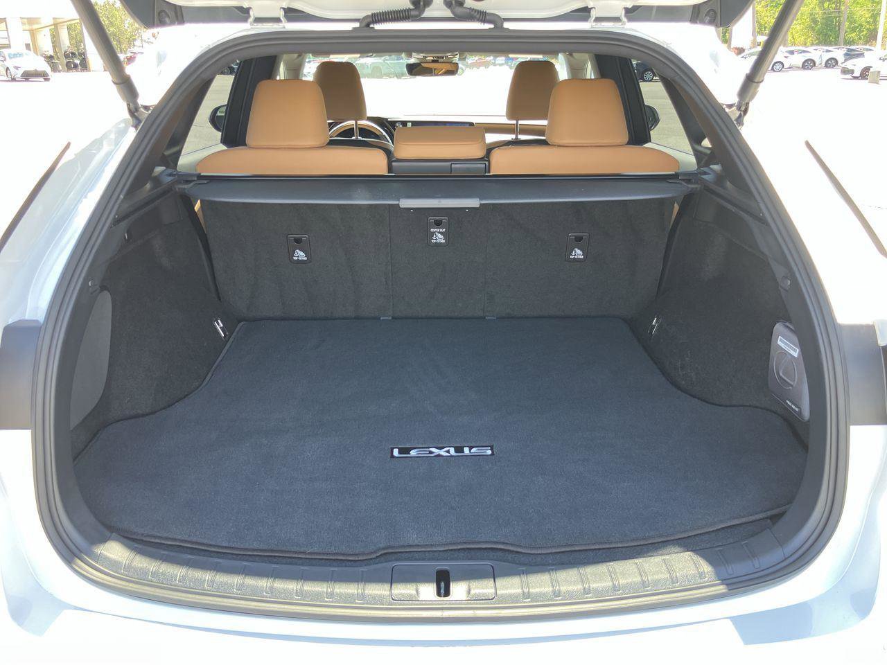 Used 2025 Lexus RX 350 Premium w/ Accessory Package (Z1) image 29