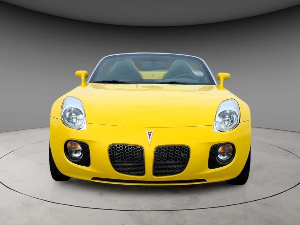 Used 2007 Pontiac Solstice GXP w/ Premium Package RWD image 12