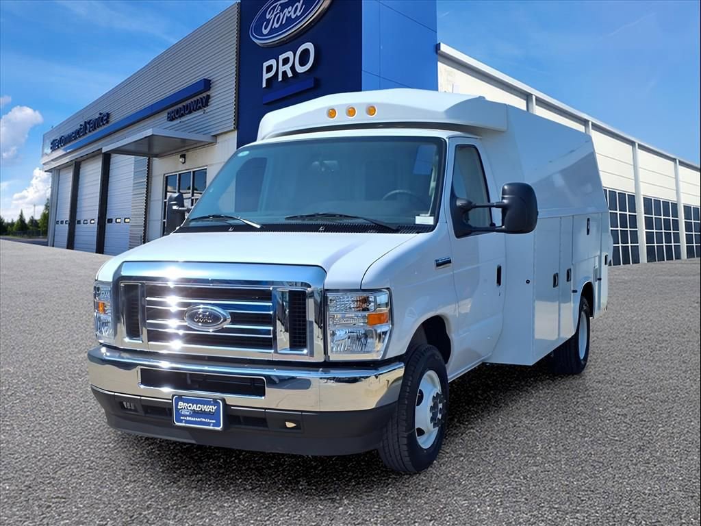 New 2025 Ford E-350 and Econoline 350 Super Duty w/ Power Equipment Group image 21