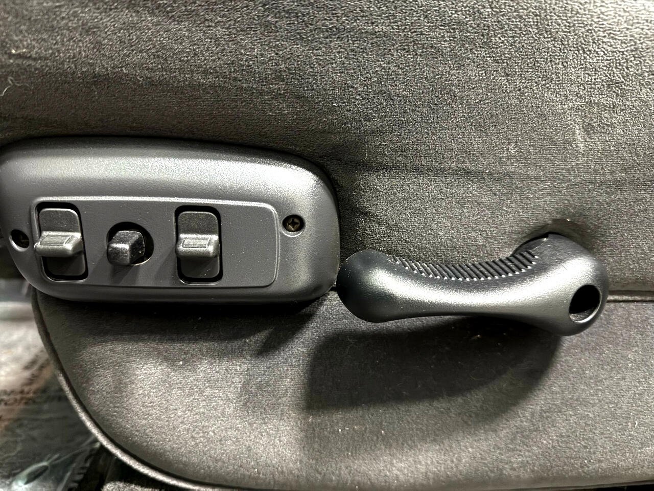 Used 2004 Dodge Ram 3500 Truck SLT w/ Trailer Tow Group image 36