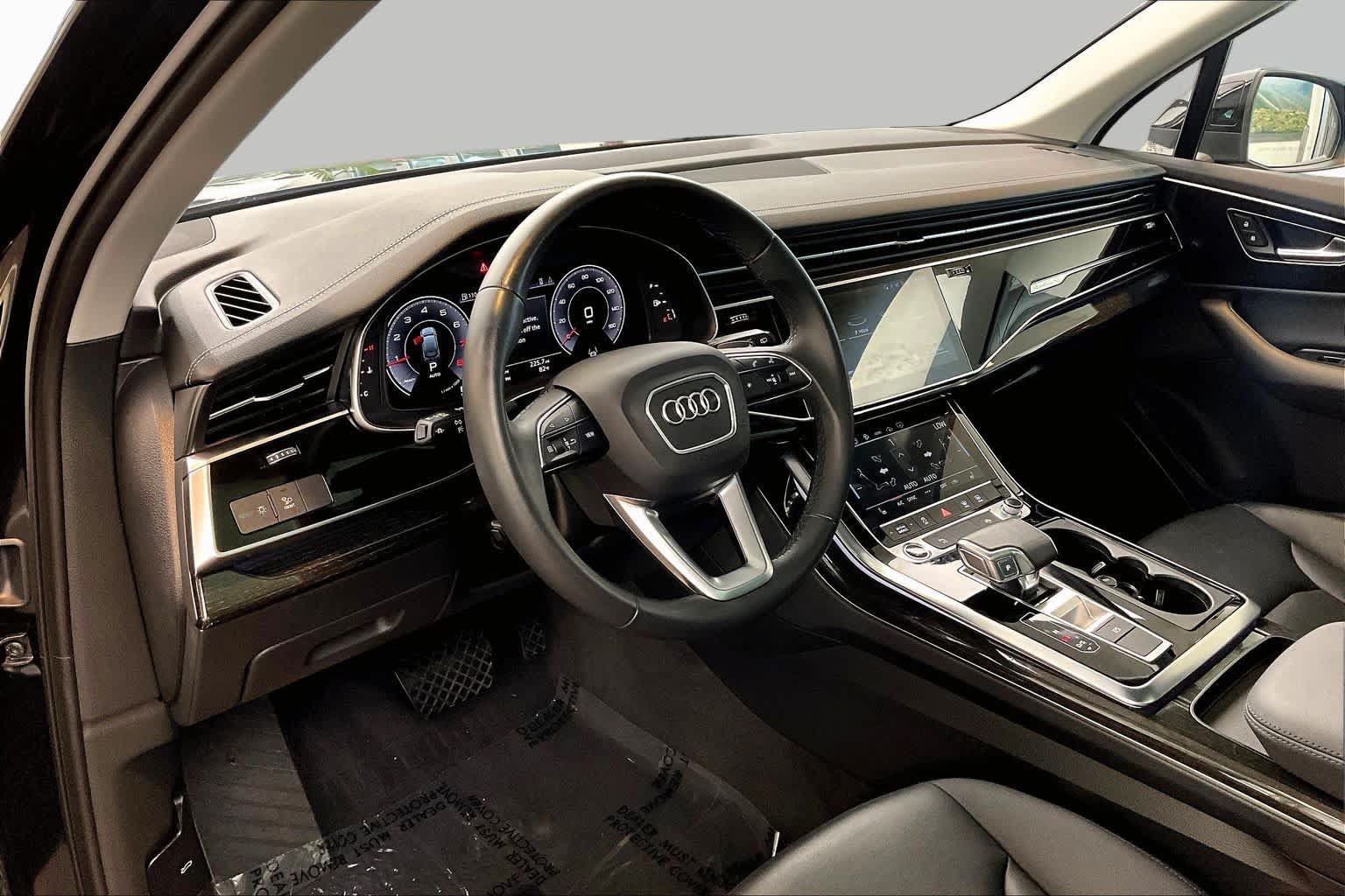 Used 2023 Audi Q7 2.0T Premium AWD/4WD image 18