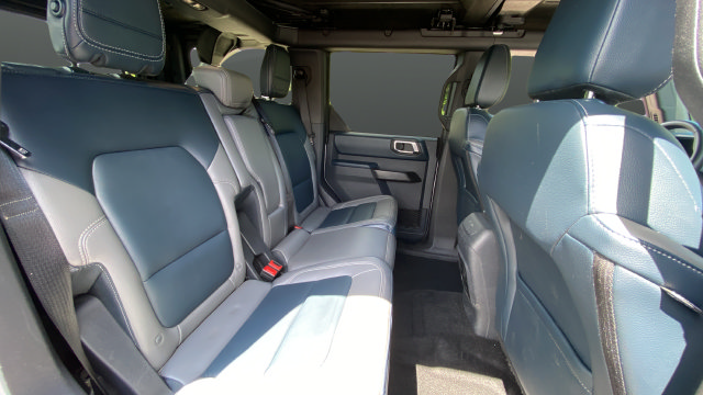 Used 2024 Ford Bronco Outer Banks AWD/4WD image 26