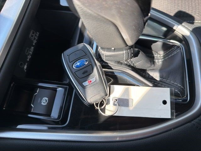 Used 2024 Subaru Outback Premium AWD/4WD image 30