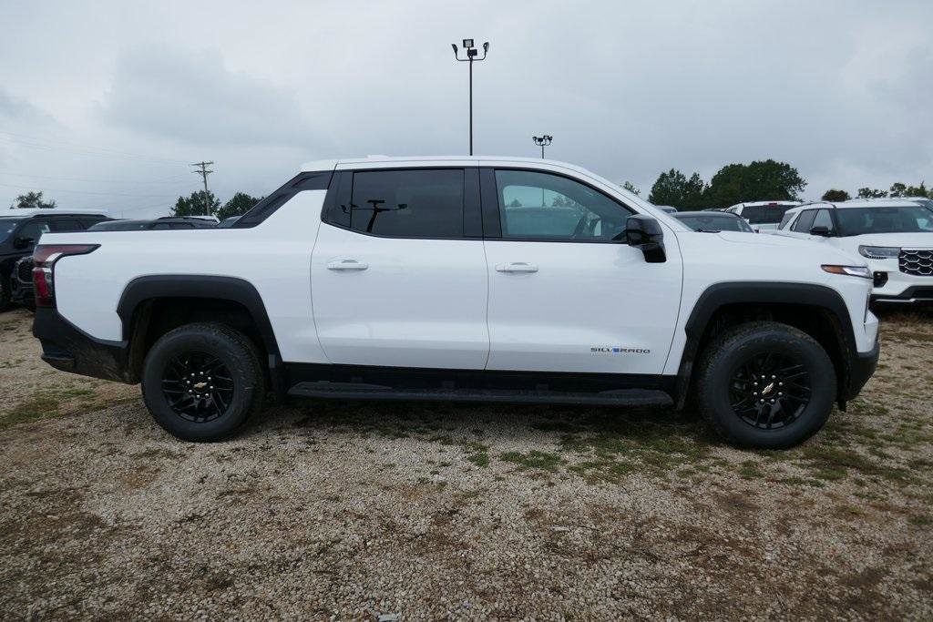 New 2026 Chevrolet Silverado EV LT image 2