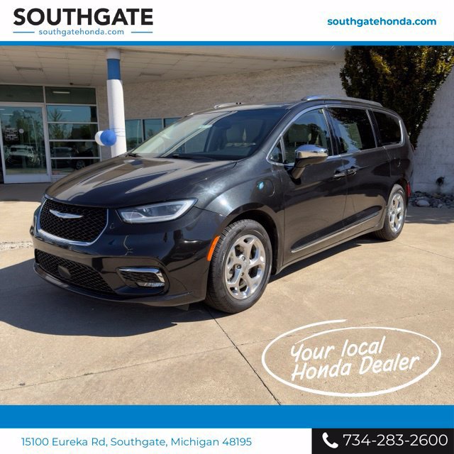 Used 2021 Chrysler Pacifica Limited FWD image 1