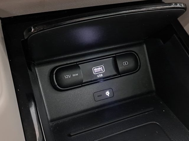 Used 2022 Kia Telluride S AWD/4WD image 32