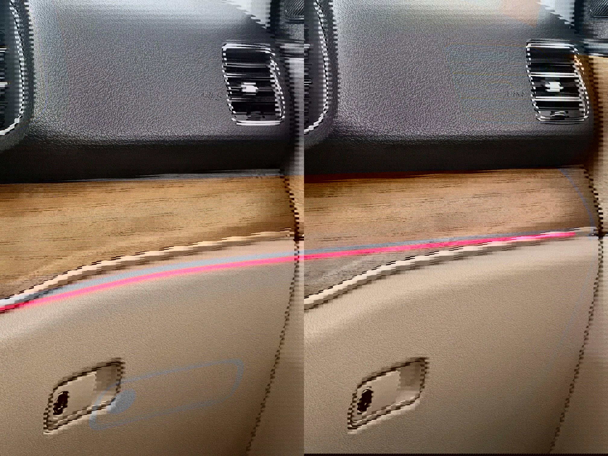 Used 2023 Mercedes-Benz GLE 450 4MATIC w/ AMG Line Exterior image 16