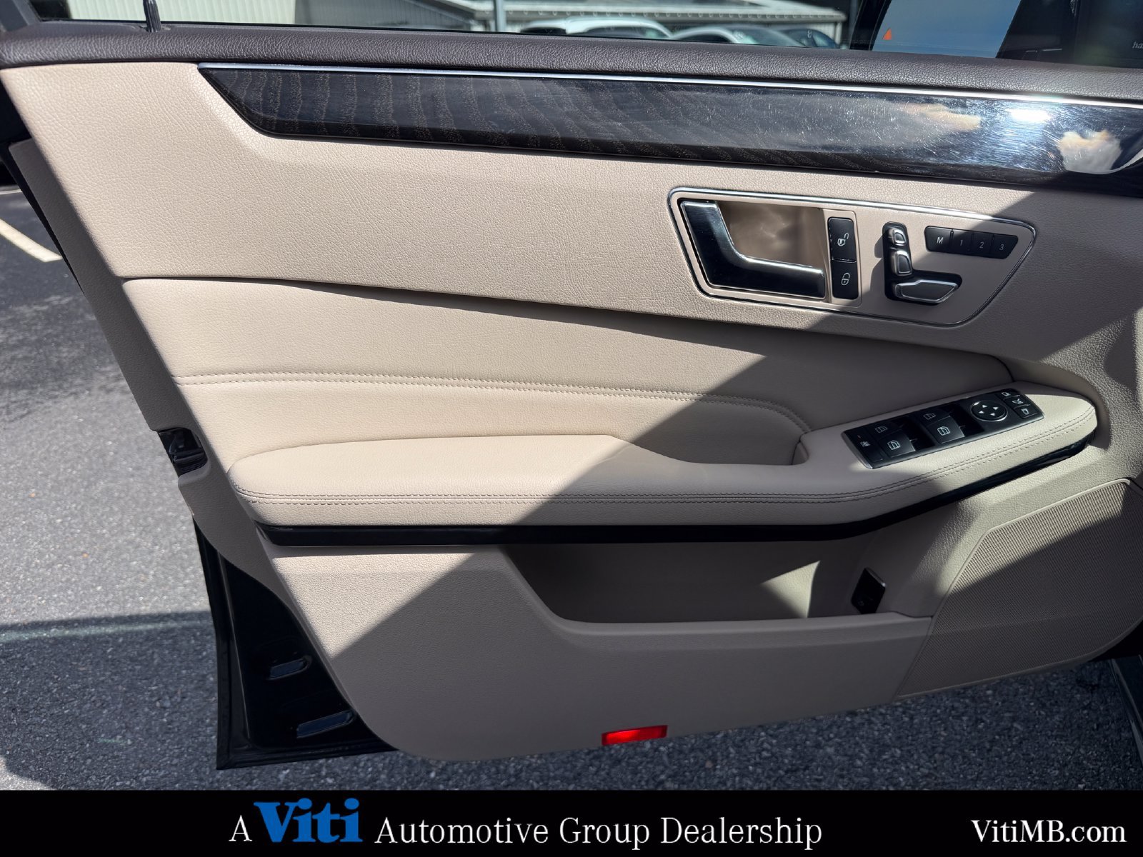 Used 2016 Mercedes-Benz E 350 4MATIC Sedan image 16