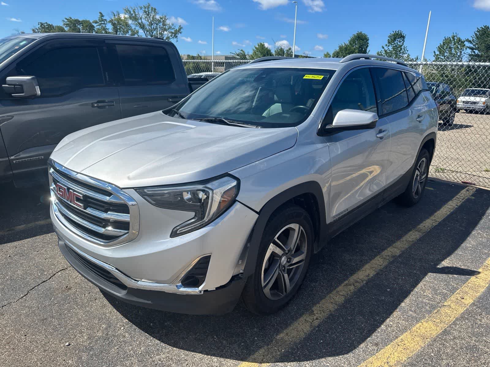 Used 2020 GMC Terrain SLT w/ Preferred Package AWD/4WD image 16