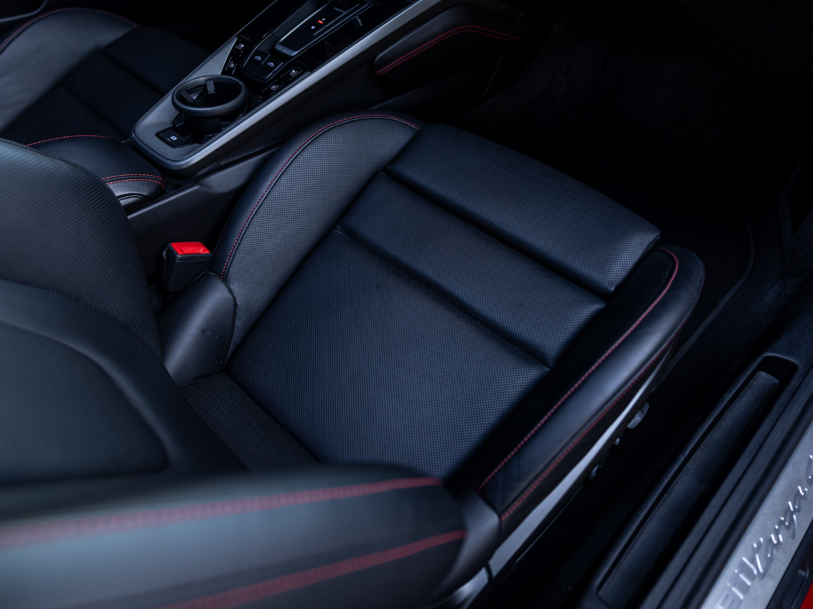 Certified 2021 Porsche 911 AWD/4WD image 48