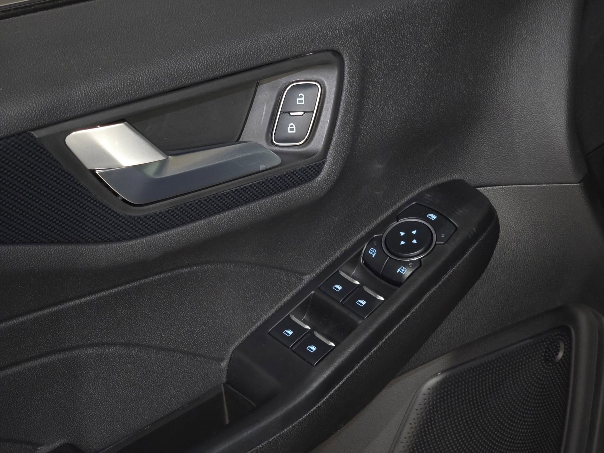 New 2026 Ford Escape ST-Line Select image 18