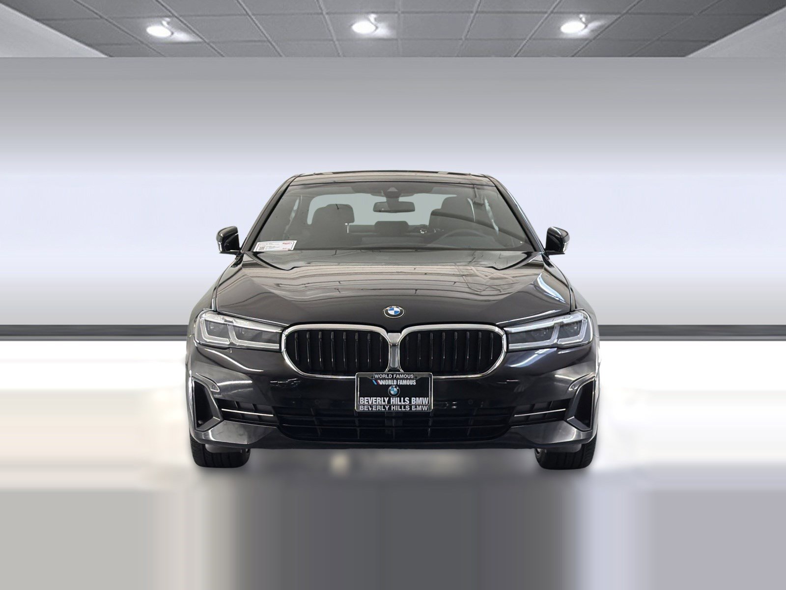 Used 2023 BMW 530i w/ Convenience Package RWD image 5