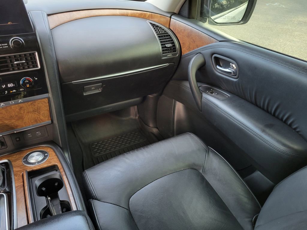 Used 2022 Nissan Armada SL w/ Captain's Chairs Package image 17