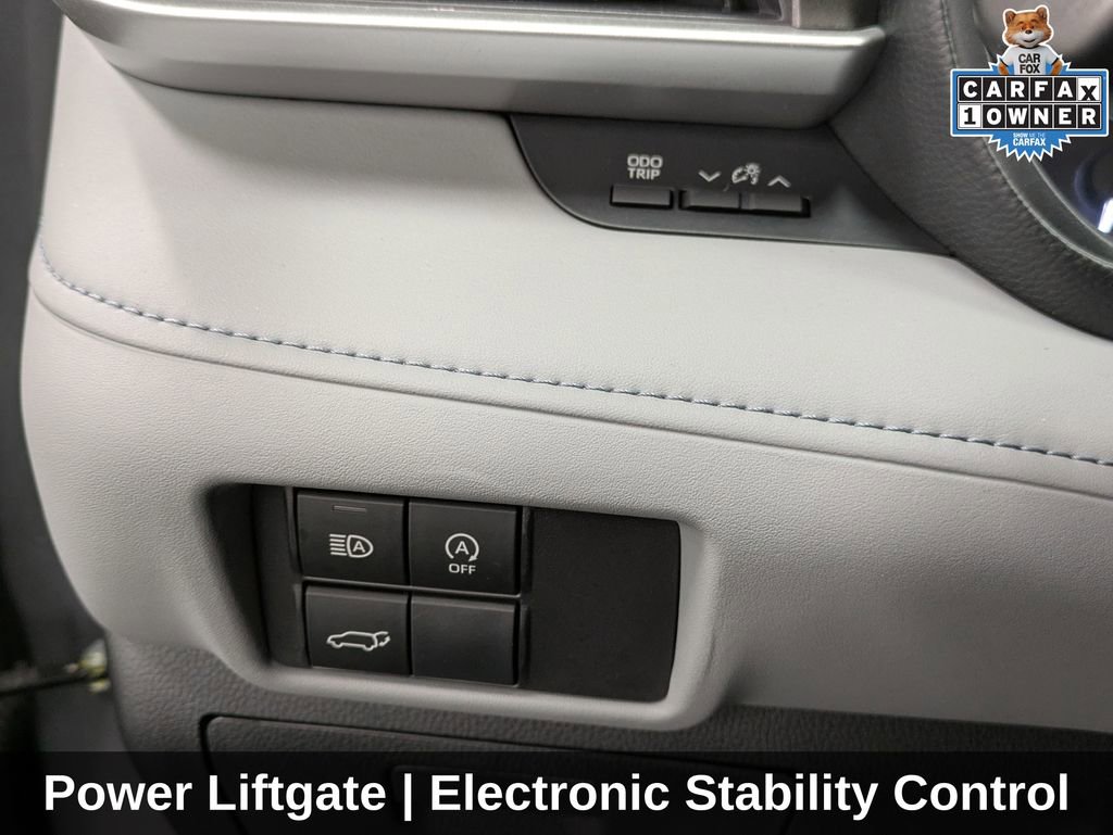 Used 2023 Toyota Highlander LE image 27