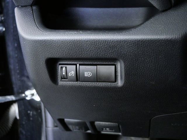 Used 2020 Toyota RAV4 XLE w/ All Weather Liner Package AWD/4WD image 22